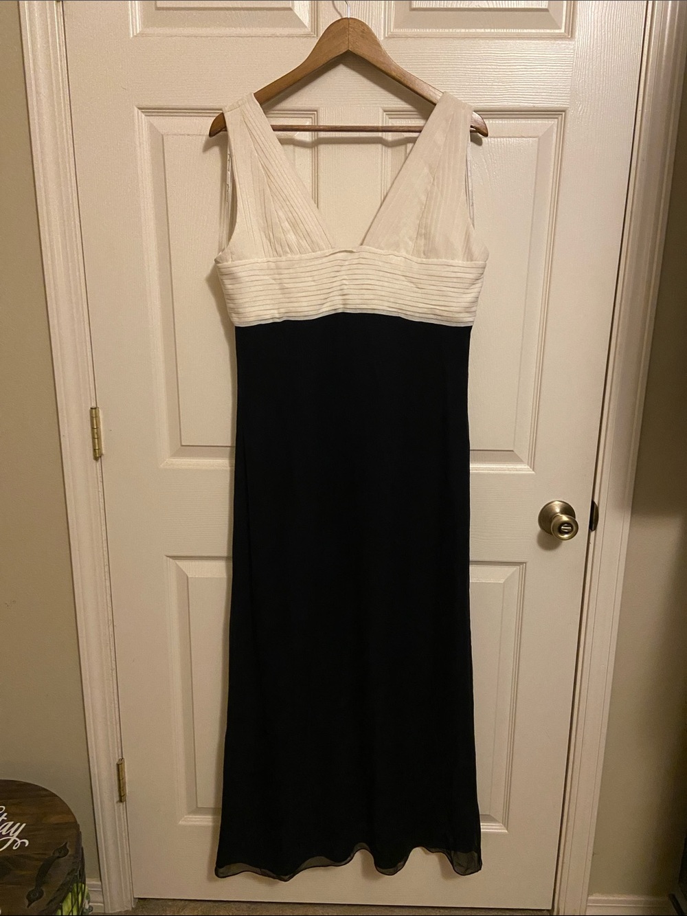 Laurence Kazar Black & Ivory Evening Gown Size 12